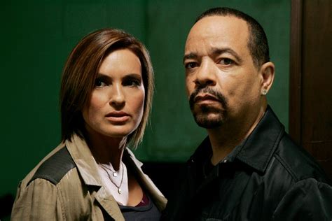 law and order cast 2009